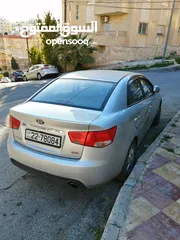  2 Kia Forte 2013 1.6