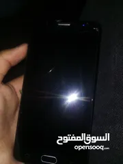  1 جي سفن برايم  مستعمل سنه ونص  سنتين حالة ممتازه بطارية 3300 مساحة 16  جيجابايت معه كفر وشاحن
