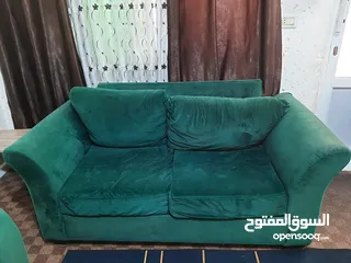  2 طقم كنب نوع ايشلي متحرك وثقيل