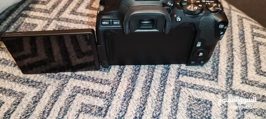  8 Canon EOS 250D 18-55mm Lens Kit