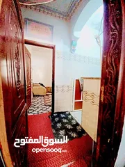  3 بيت للبيع بسعر عررطه العنوان صنعاء بعد حي دارس للتواصل /