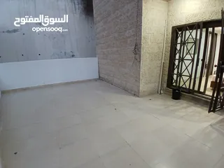  1 شقة للبيع في دير غبار طابق ارضي مع ترس