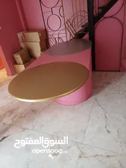  4 ديكور مركز تجاري مستخدم للبيع يحتوي على 24 قطعه مختلفة ما بين خزائن و جوارير و ستاندات عرض و مكتب
