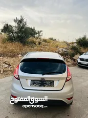  3 فورد فيستا