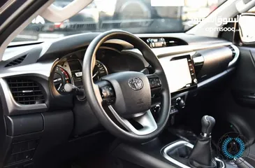  11 Toyota Hilux 2023 وارد وكفالة المركزية 3 سنوات