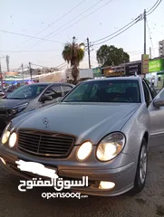 4 مرسيدس للبدل على احدث e200 كرت ابيض 2004