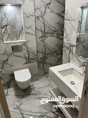  20 شقة 150م/ طابق اول/ شفا بدران/ دفعة 40 ألف دينار/ صرف صحي واصل/ قريبة من الخدمات