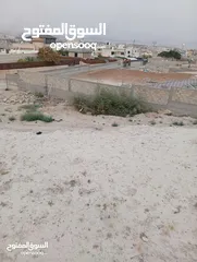  6 أرض للبيع في عقبة جبر جميع الخدمات متوفرة