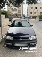  15 جولف موديل 1993 للبيع لون باذنجاني كامل اضافات