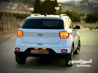  6 هونداي فينيو 2020 فل مع قتحه .فحص نخب نخب .ماتور 1600. كاش فقط .بنزين. .اتماتيك
