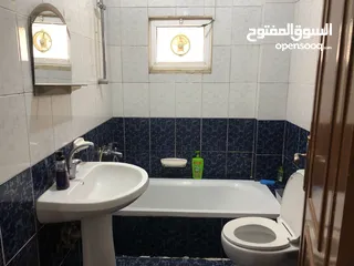  6 شقة للبيع قرب اشارة النسيم /اربد