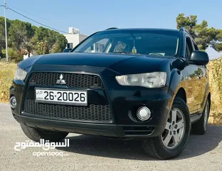  3 Mitsubishi Outlander  2012