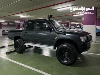  3 تويوتا هايلوكس موديل 1993...