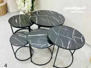  6 طاولات مودرن متداخلة عملية وأنيقة  متوفرة بعدة تصاميم عصرية: خشب طبيعي بنقشة باركيه مميزة.