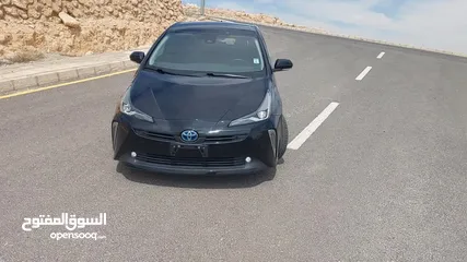  25 تويوتا بريوس 2022 XLE فحص كامل فل ما عدا الفتحة صنف بيرسونا TOYOTA PRIUS 2022 XLE FULLY LODED
