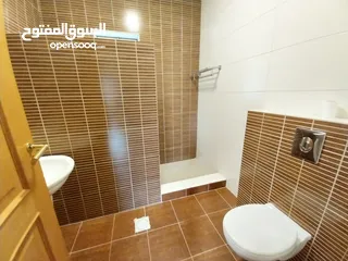  23 شقة غير مفروشة للإيجار 300م2 ( Property 19257 )-174965400