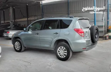  5 Toyota RAV4 Basic 2008