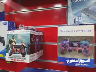  2 أيادي بلايستيشن فور و ثري للبيع