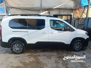  3 بيجو ريفتر 2022 بحالة الوكالة