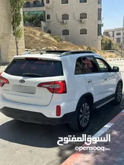  3 كيا سيرنتو