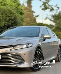  1 تويوتا كامري 2019 فحص كامل بحالة الوكالة للبيع كاش او اقساط دفعة اولى 10 الاف من المالك مباشرة