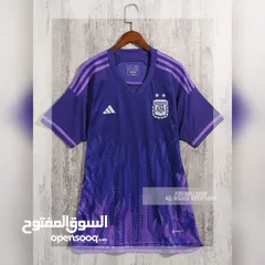  9 مجسمات ملاعب كرة قدم تيشرتات كرة قدم