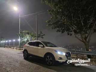  27 نيسان قشقاي 2018 بسعر مميز بحالة الوكالة فل اضافات مسكر مع بانوراما