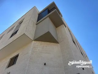  4 عمارة للبيع او للايجار مكاتب عدد طابق 1 ومخازن عدد 4 طوابق بموقع مميز و بتصميم عصري