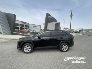 3 2021 TOYOTA RAV4, LE  بطاريه ليثيوووم السياره توب نضافه بصلاه على النبي