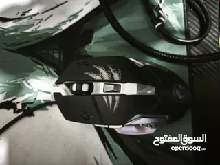  9 سيت اب جيمينج  (كامل) ومستعمل بسيط تقريبا شهر او اقل  وبحالة الوكالة استفسر عن السعر