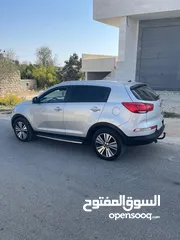  3 جيب كيا سبورتاج 4 في 4 موديل 2014