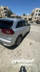  12 للبيع كيا نيرو 2017 "تورنج" أعلى فئة. مواصفات فل كامل  kia niro touring 2017 full options