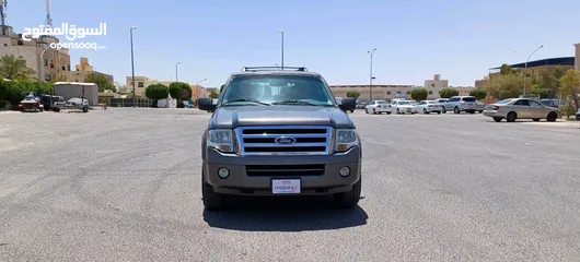  5 Ford Expedition XLT 2013