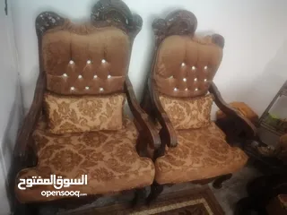  3 كنب مصري ثقيل أصلي مع طاوله وكراسيه