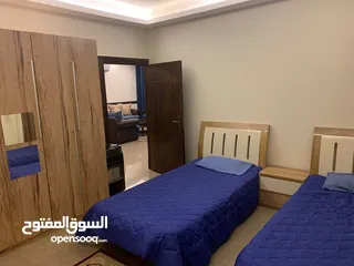  7 شقة مفروشة مميزه خلف الموفنبيك للايجار