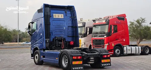 2 راس تريلة فولفو جير اتوماتيك موديل 2015 ‏Volvo tractor unit automatic gear