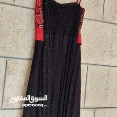  2 فساتين سهرة مستعملة للبيع في منطقة البنيات السعر من 5 - 12