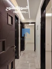  9 شقة أرضية فاخرة للبيع في خلدا - قرب إشارة الدر المنثور 140م مع حديقة وترسات 70م لم تسكن