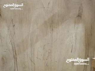  11 طاولة لون ابيض نخب ولا شخط  شبه وكاله+ طاولة بني خشب سويد يا بلاش