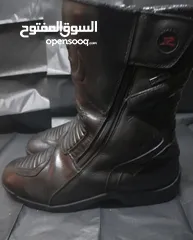  20 احذيه   وخوذ واكسسوارات دراجات