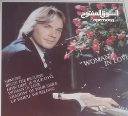 29 اسطوانات فونوغرافية