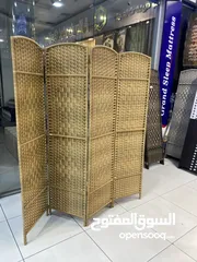  2 بارتشن قش مع خشب راتان