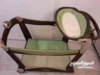 3 تخت اطفال من جراكو Graco pack and play