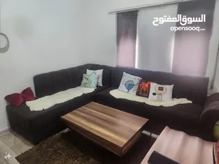  1 كورنر و تخت و طبلية للبيع مجموعة او جزئي