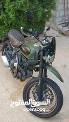  8 قابل للبدل على سيارة اقتصادية Ducati Scrambler 2015