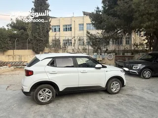  17 جب هونداي فينو مع فتحة سقف 2020 ماشي فقط 49 الف