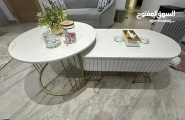  2 طاولات للبيع