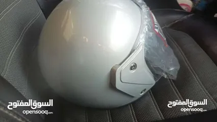  30 خوذه خوذ سائق دراجه ناريه مبطنه  بسعر محروق  4 الوان