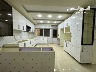  26 شقة جديدة للبيع طابق ارضي مدخل مستقل مع مطبخ راكب دوار صحارى