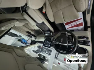  8 سيارة لينكولن نافيجبتور 2019 بحالة الوكالة Lincoln Navigator 2019 لون مميز